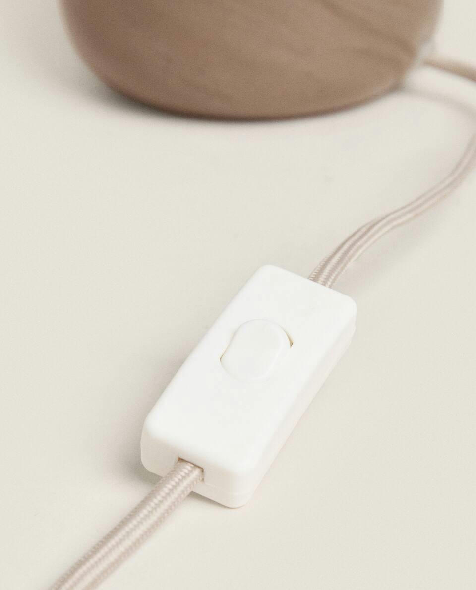 LUMINÁRIA COM BASE DE VIDRO