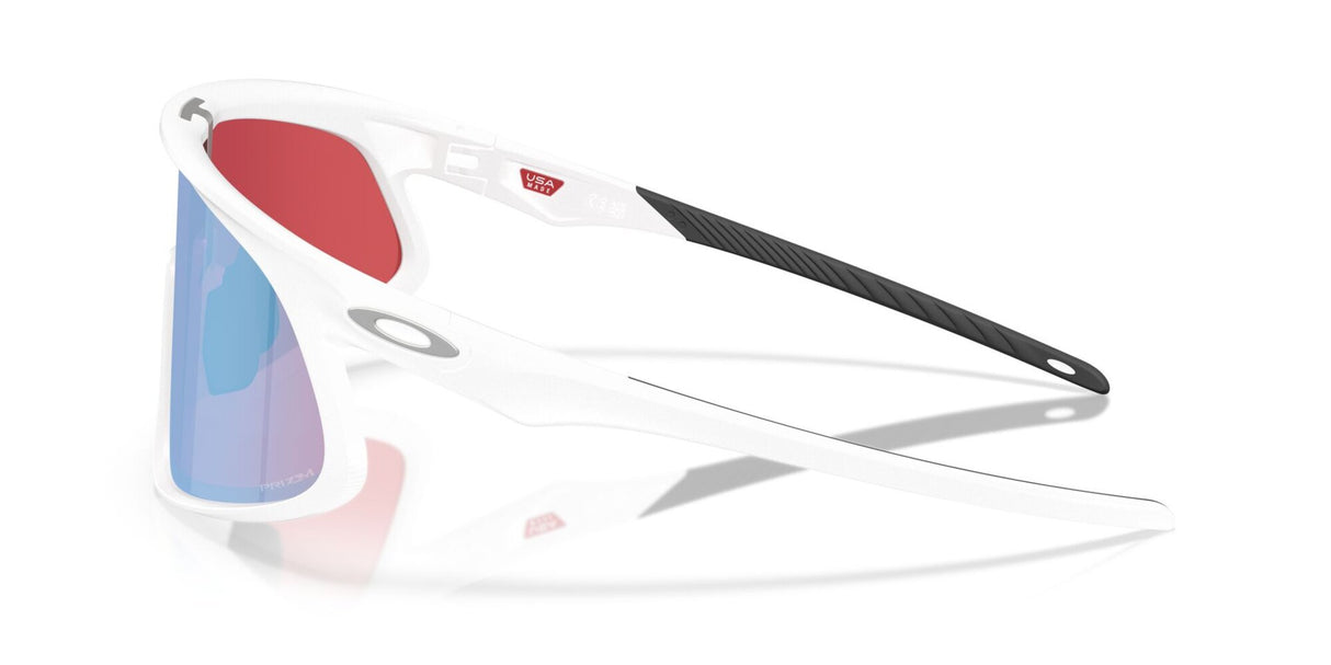 Oakley<br>Rslv