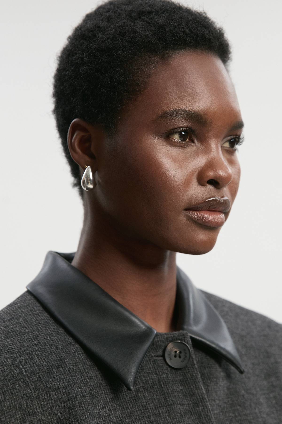 KarenMillen Manteau Mi-Long Tailleur en Laine Brossée à Carreaux et Détails synthétiquecuir