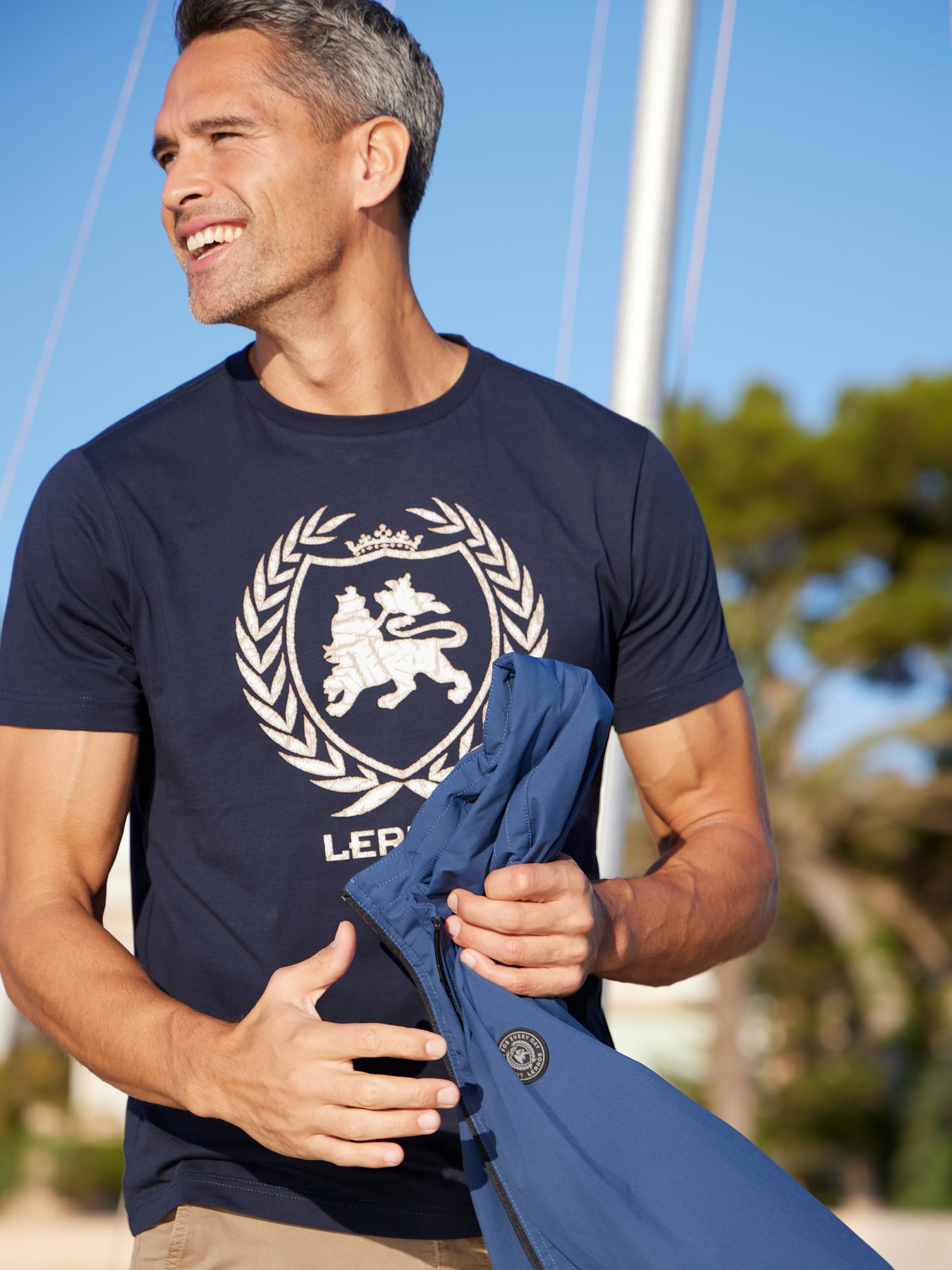 T-Shirt mit Logoprint