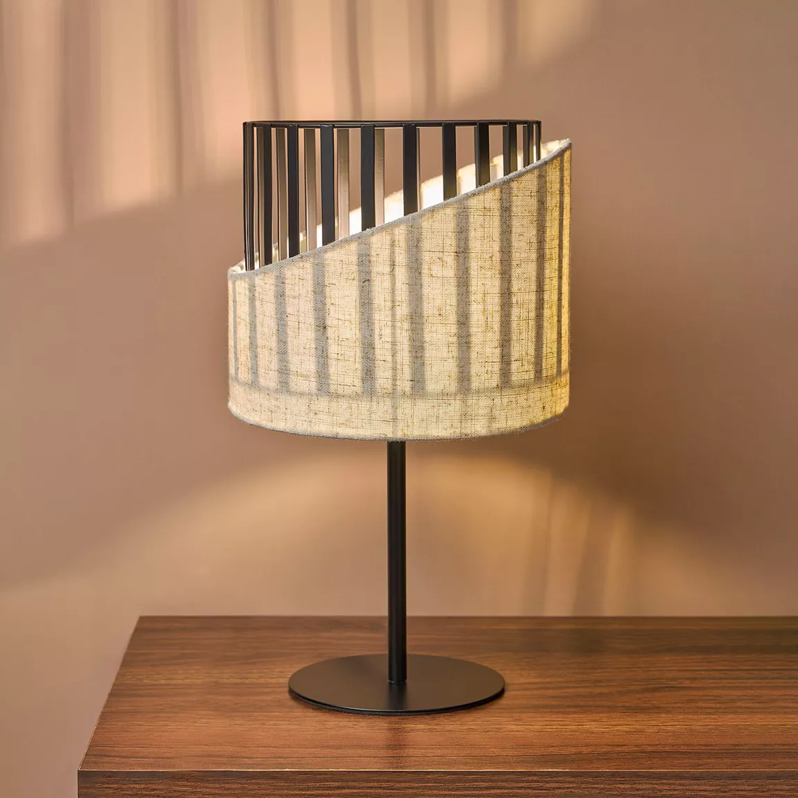 Lampe à poser en lin (H33 cm) Alma Noir et beige