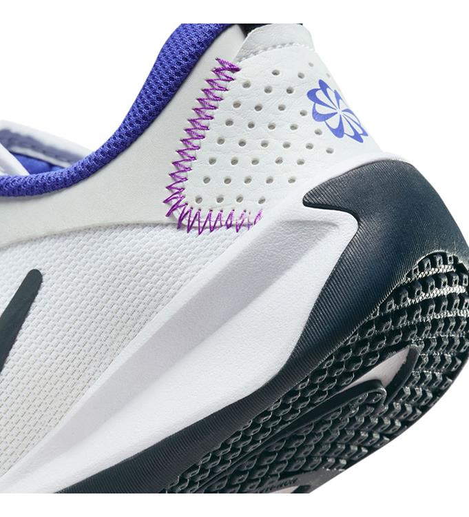 Nike JR Omni Multi-Court Indoorschoenen