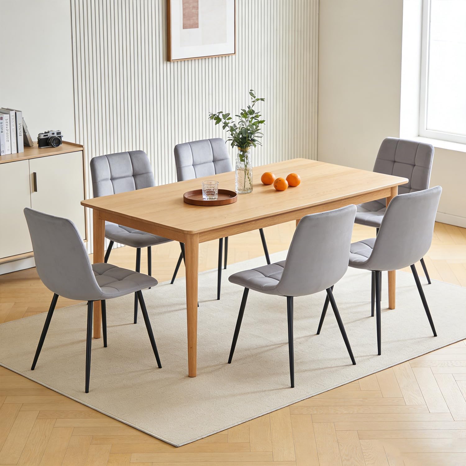 DUMOS Esszimmerstühle 4er Set, für Wohnzimmer Küche Esszimmer, Küchenstühle Gepolstert mit Rückenlehne, Sitzfläche aus Samt, Polsterstuhl mit Metallbeinen, bis 150 kg Belastbar, Dunkelgrau