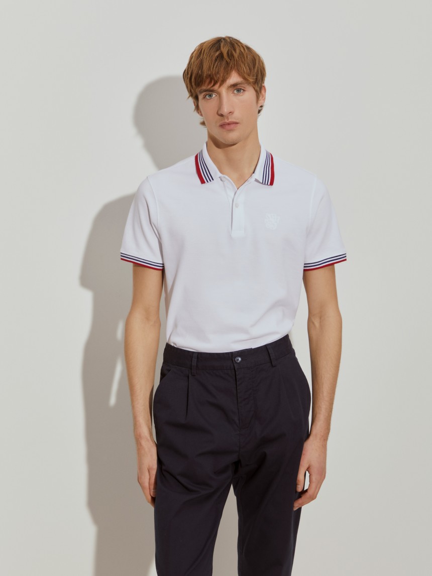 Polo piqué slim fit com riscas