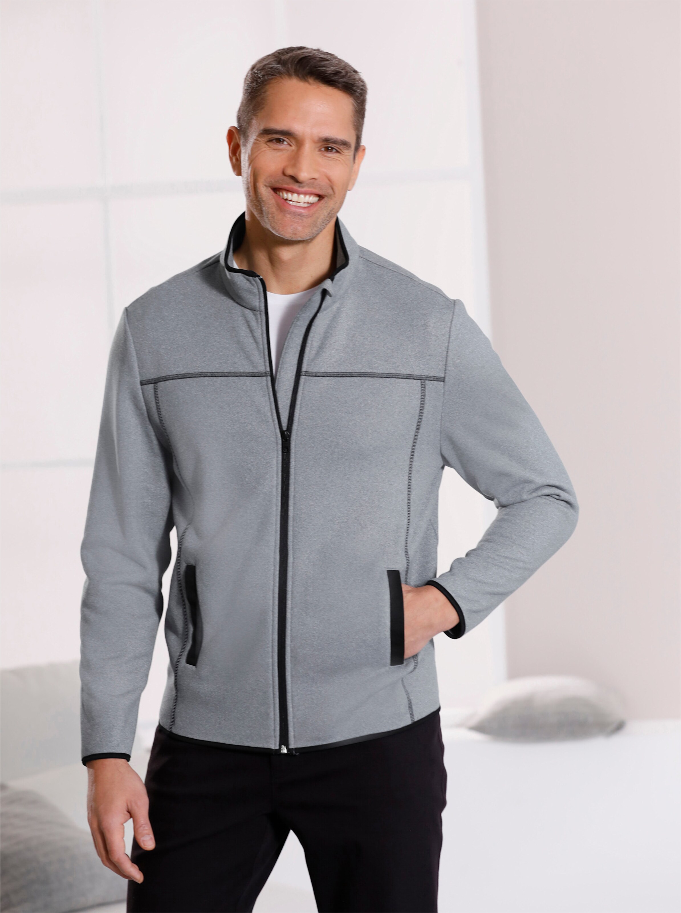Strickfleece-Jacke