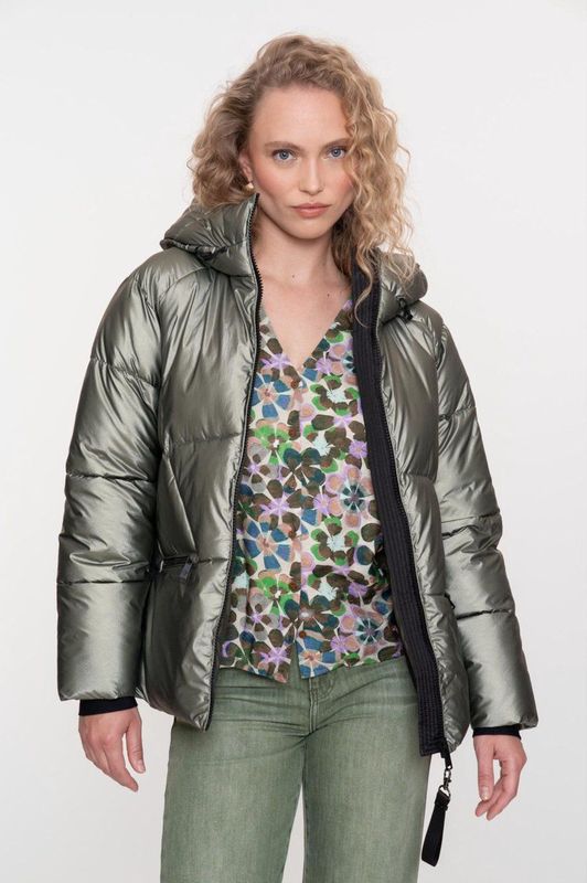 Geisha - Jas 58516 - Soft Green Metallic - Dames - Gewatteerd - Met Capuchon