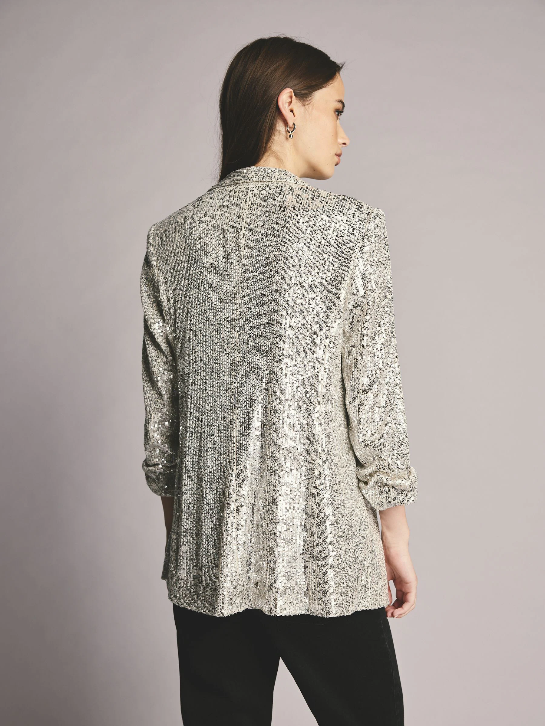 Zilver - Blazer met lovertjes en ruchemouwen