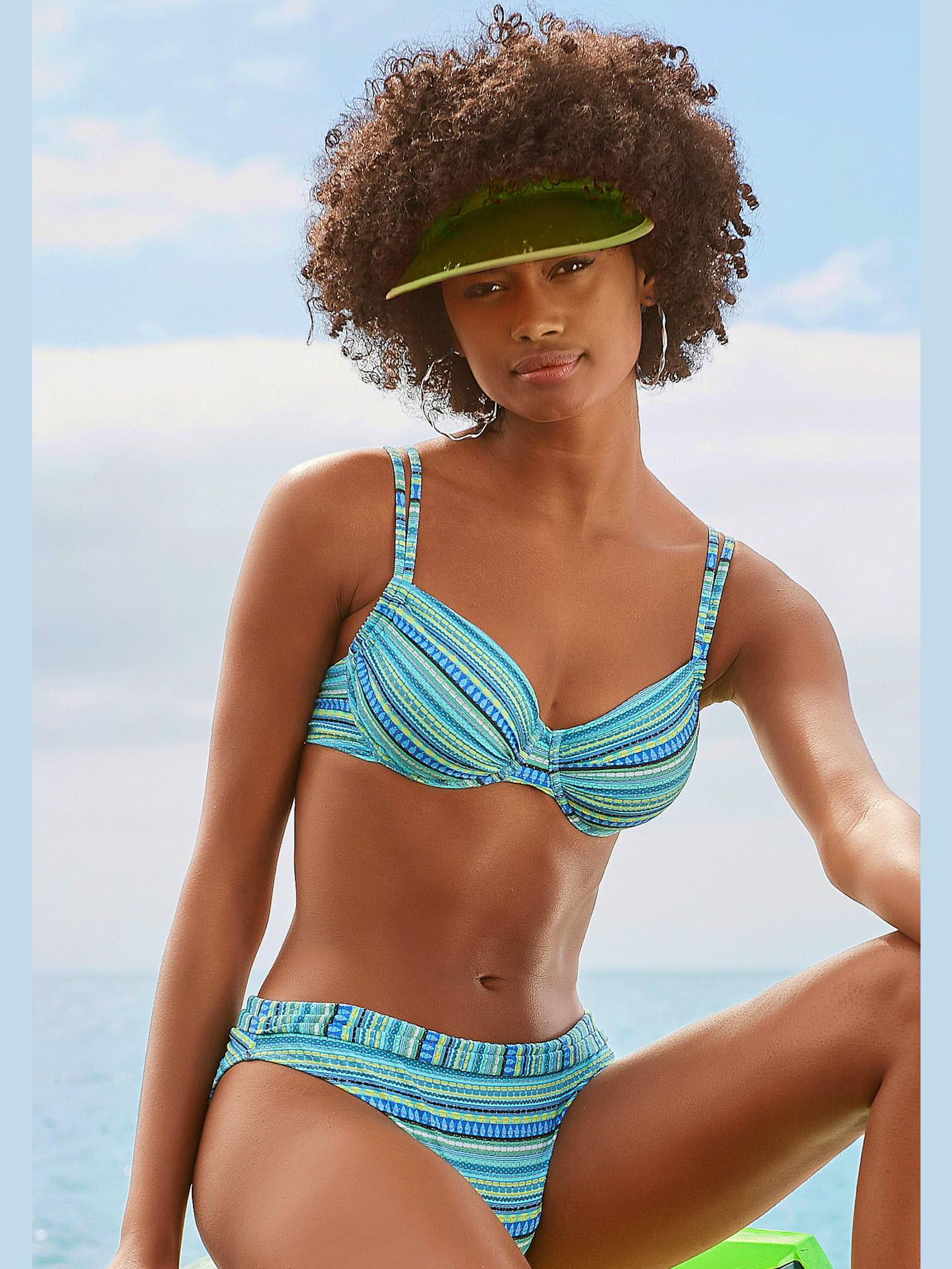 Maillot de bain à armatures rayures tendance