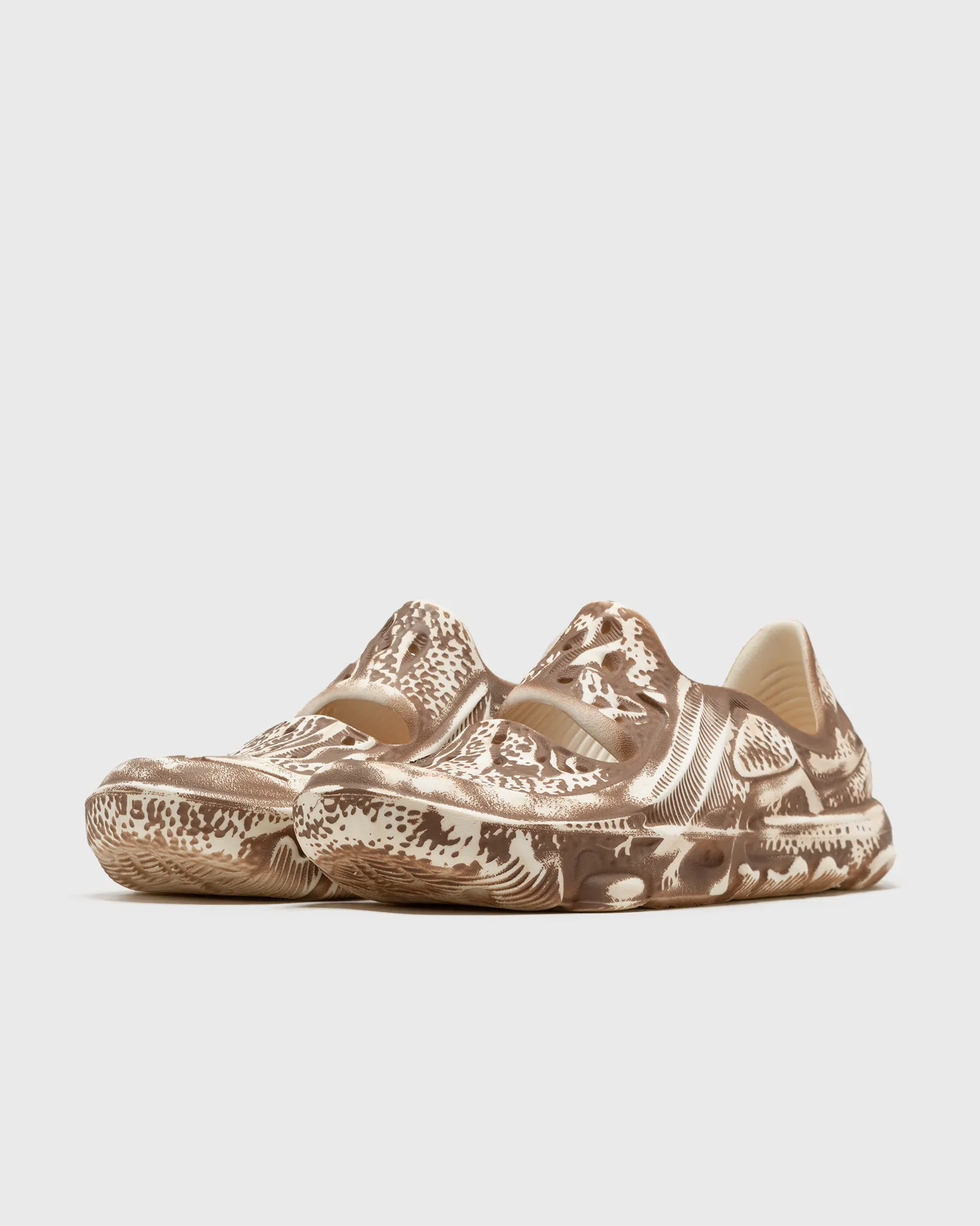 Nike ISPA UNIVERSAL