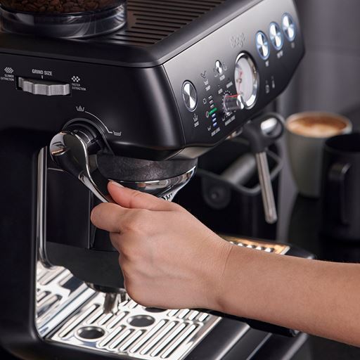 Sage The Barista Express Impress Kaffemaskine, Black Truffel