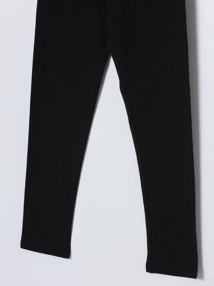Conjunto com 2 leggings compridas básicas, lisas e estampadas - Pretas