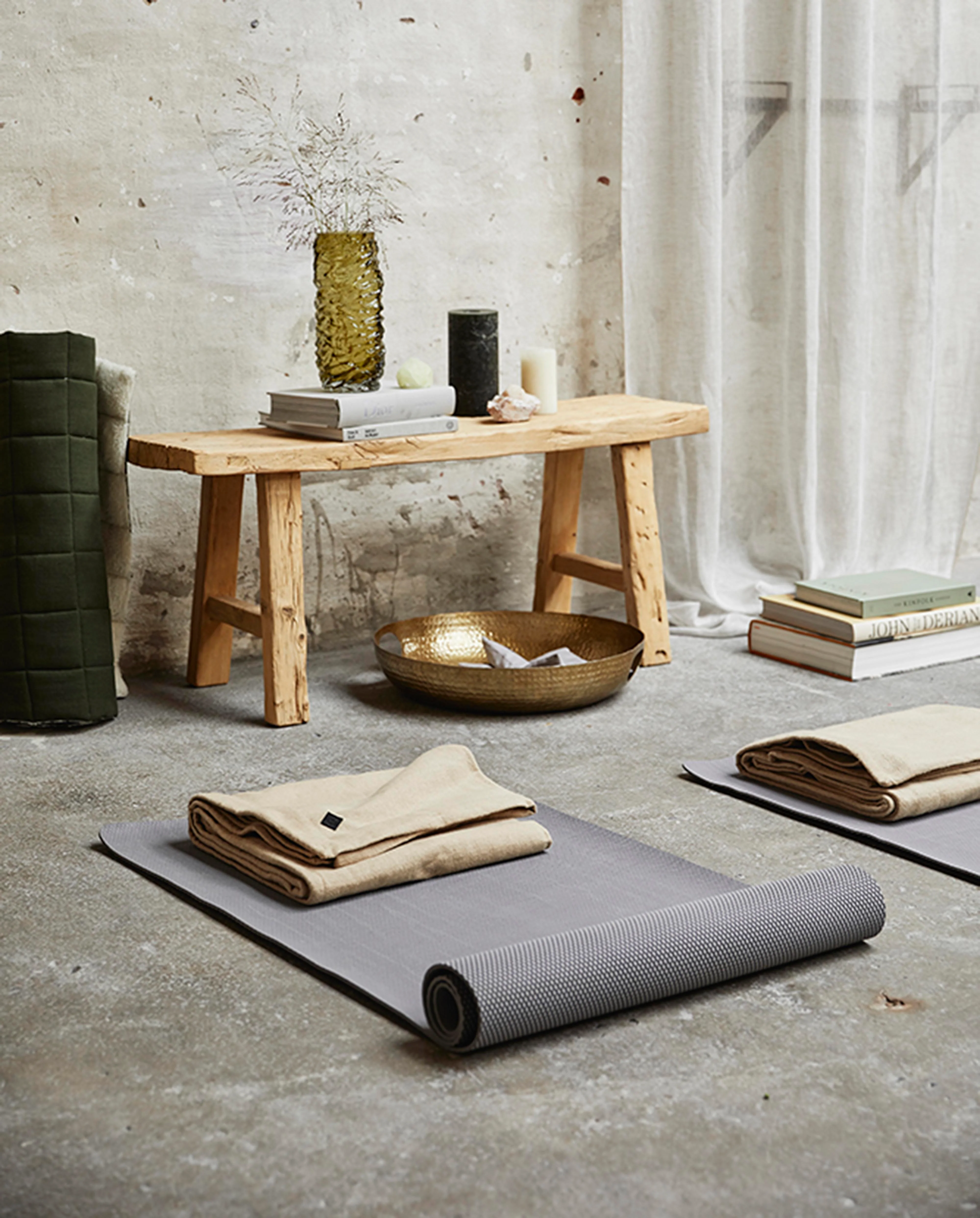 Nordal  Simple Days yogamåtte i naturgummi, grå - 60x173 cm.