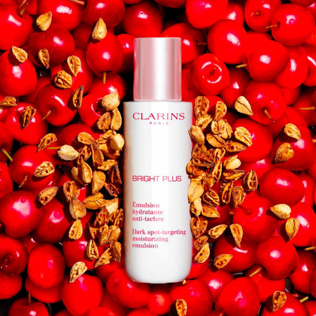 Emulsion hydratante Bright Plus Anti-Taches CLARINS|Parfumerie Burdin