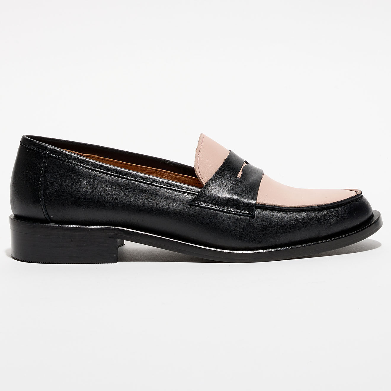 Apologie Mocassins en Cuir Juliette noir/rose pâle