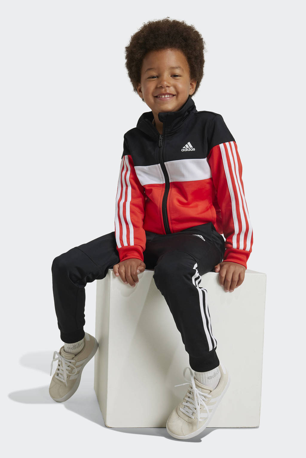 trainingspak Tiberio rood/zwart/wit