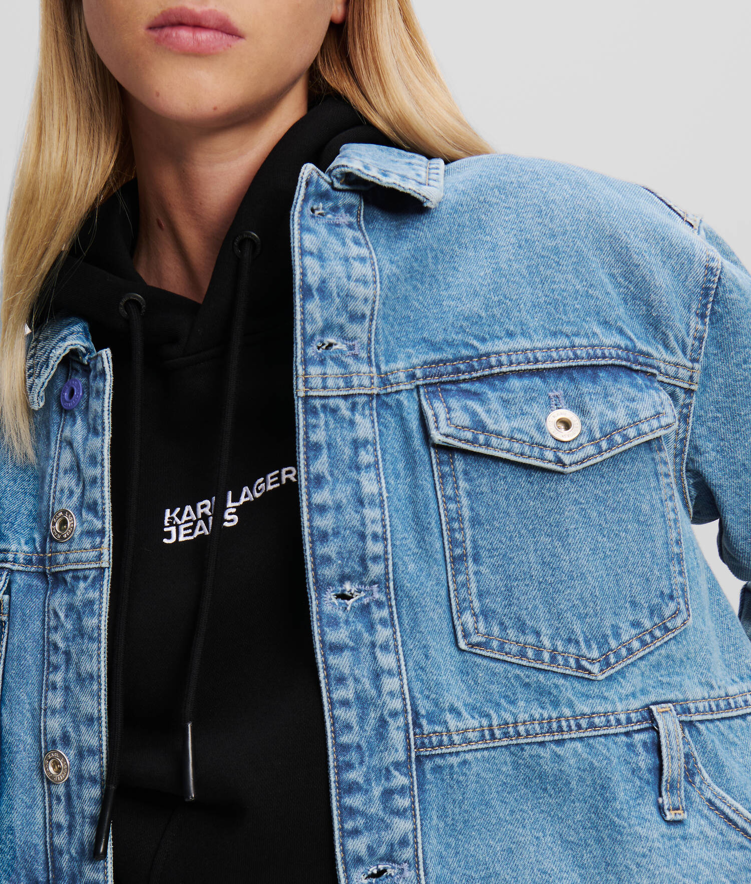 VESTE EN JEAN BOXY KLJ