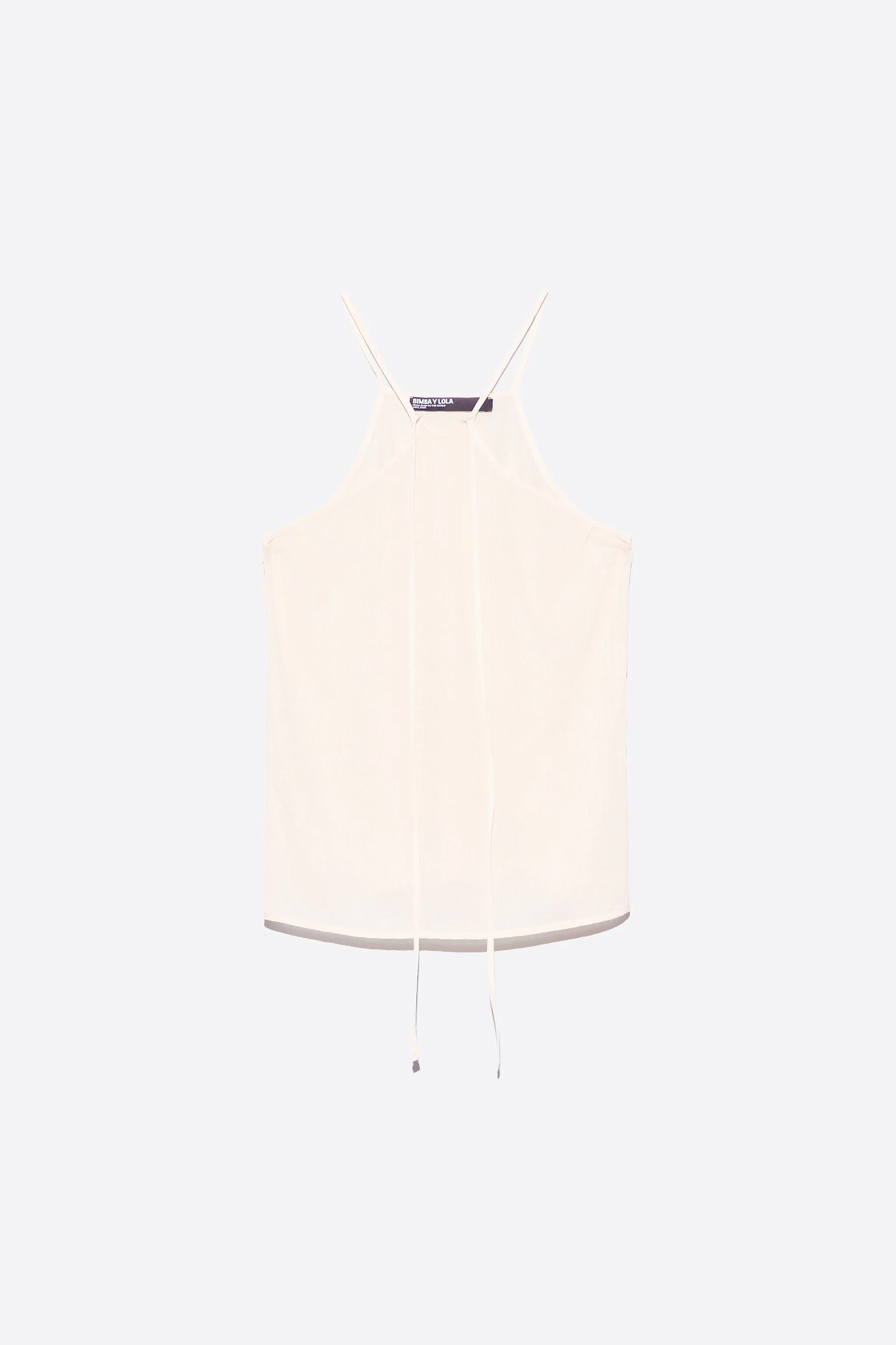 Top bege com decote halter e amarração.
