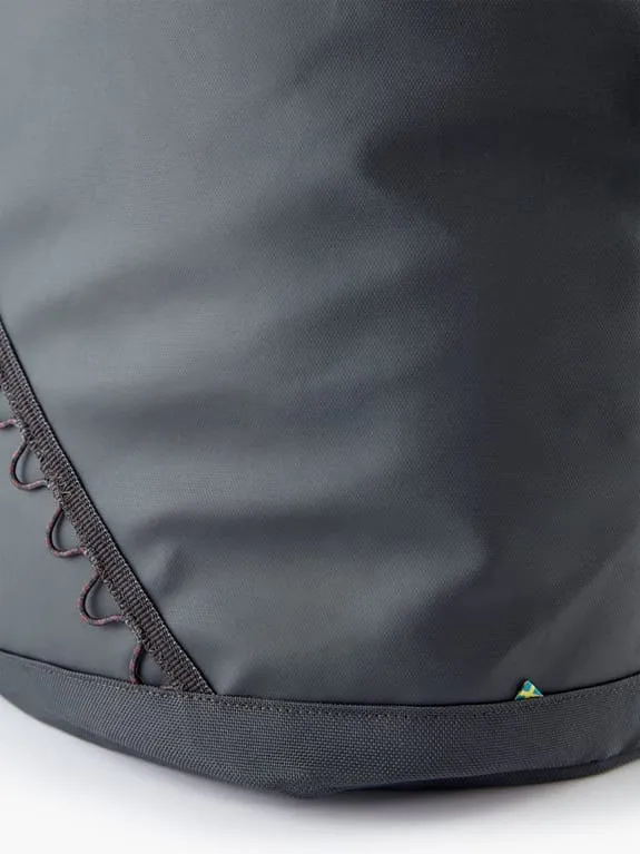 Klättermusen Ydalir Duffelbag 80L Raven