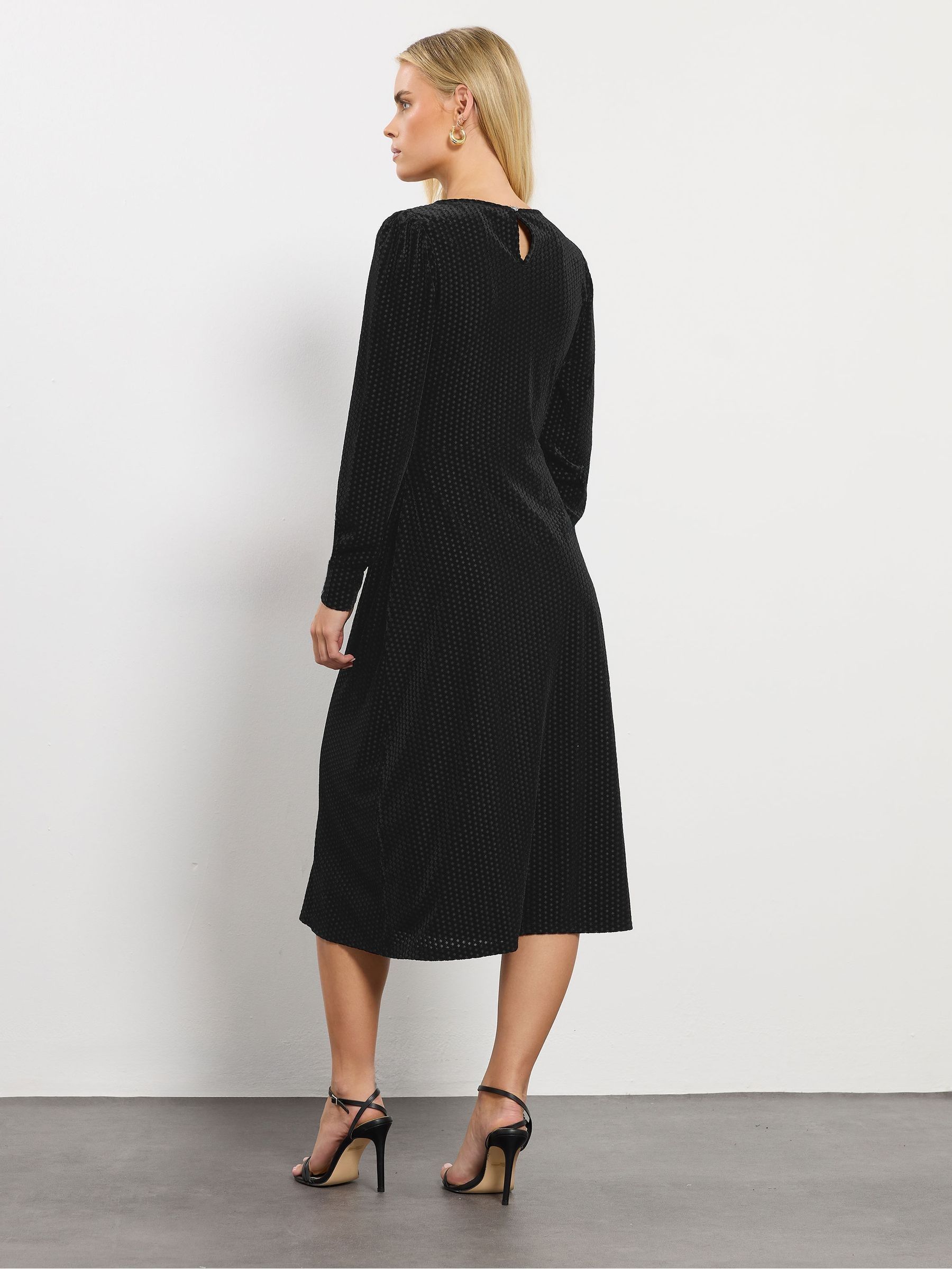 M&Co Petite Keyhole Velvet Dress