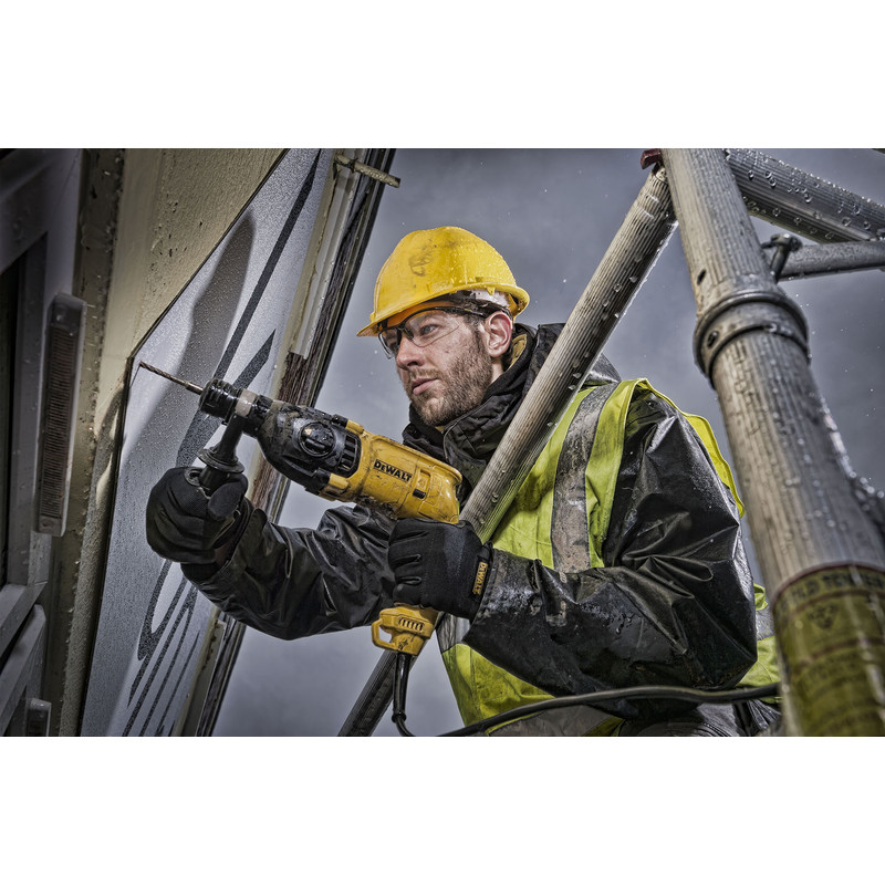 DeWALT D25033K-QS combihamer machine 710W SDS Plus
