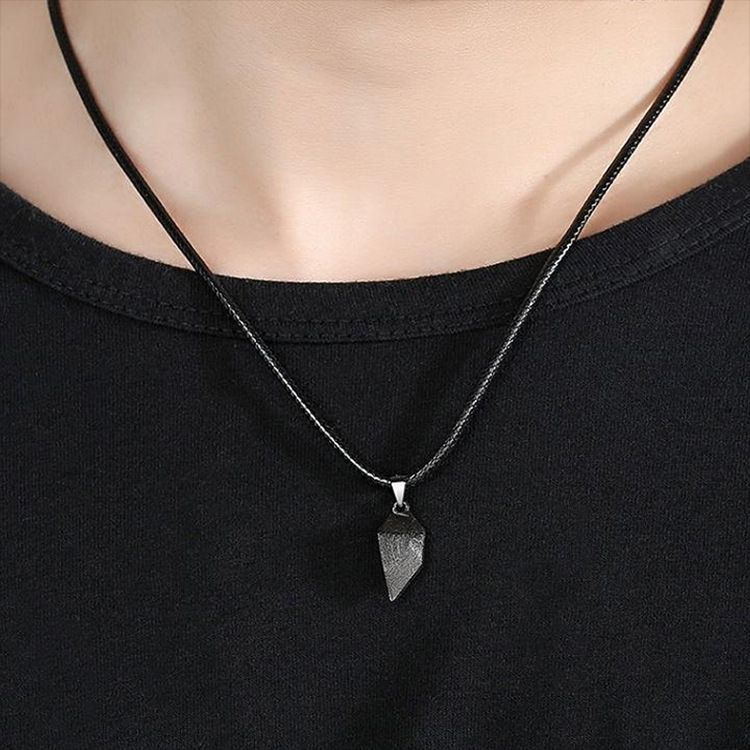 Malikasa - Magnetische ketting met bijpassende hanger in de vorm van een hart