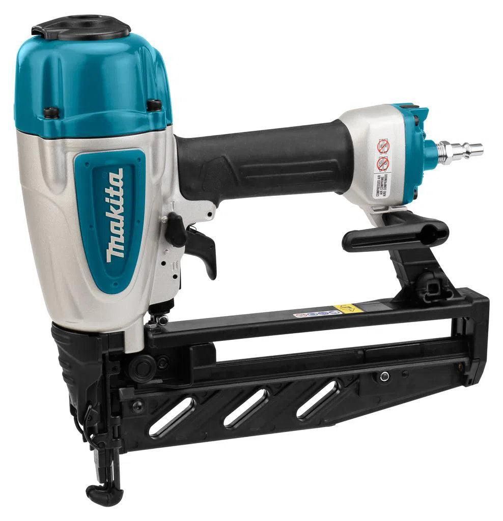 Makita AF601 8 bar Brad tacker (16 Ga) in koffer