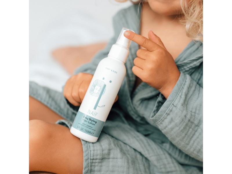 NAÏF Easy Styling Hair Lotion 150 ml Entwirrende Haarlotion für Babys & Kinder
