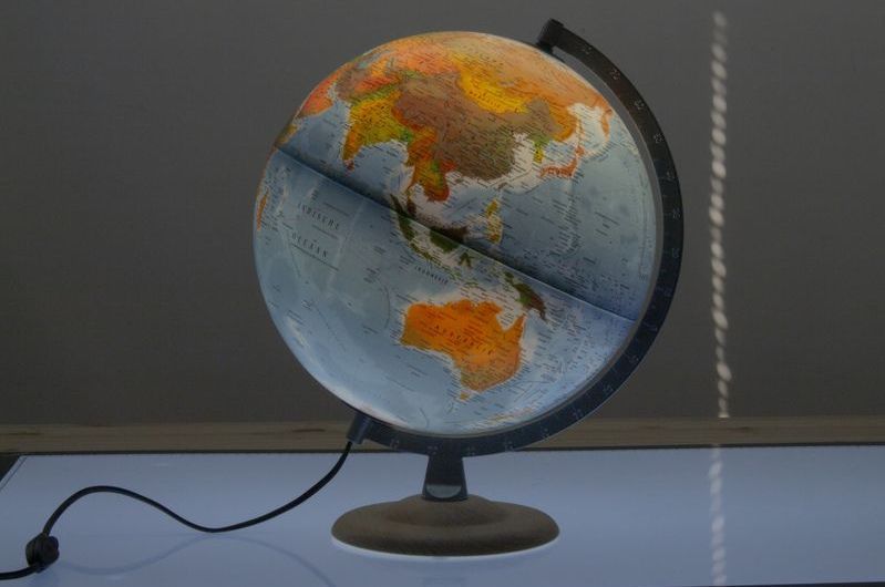 Atmosphere - Classic Line - Wereldbol - 30cm - Nederlandstalig
