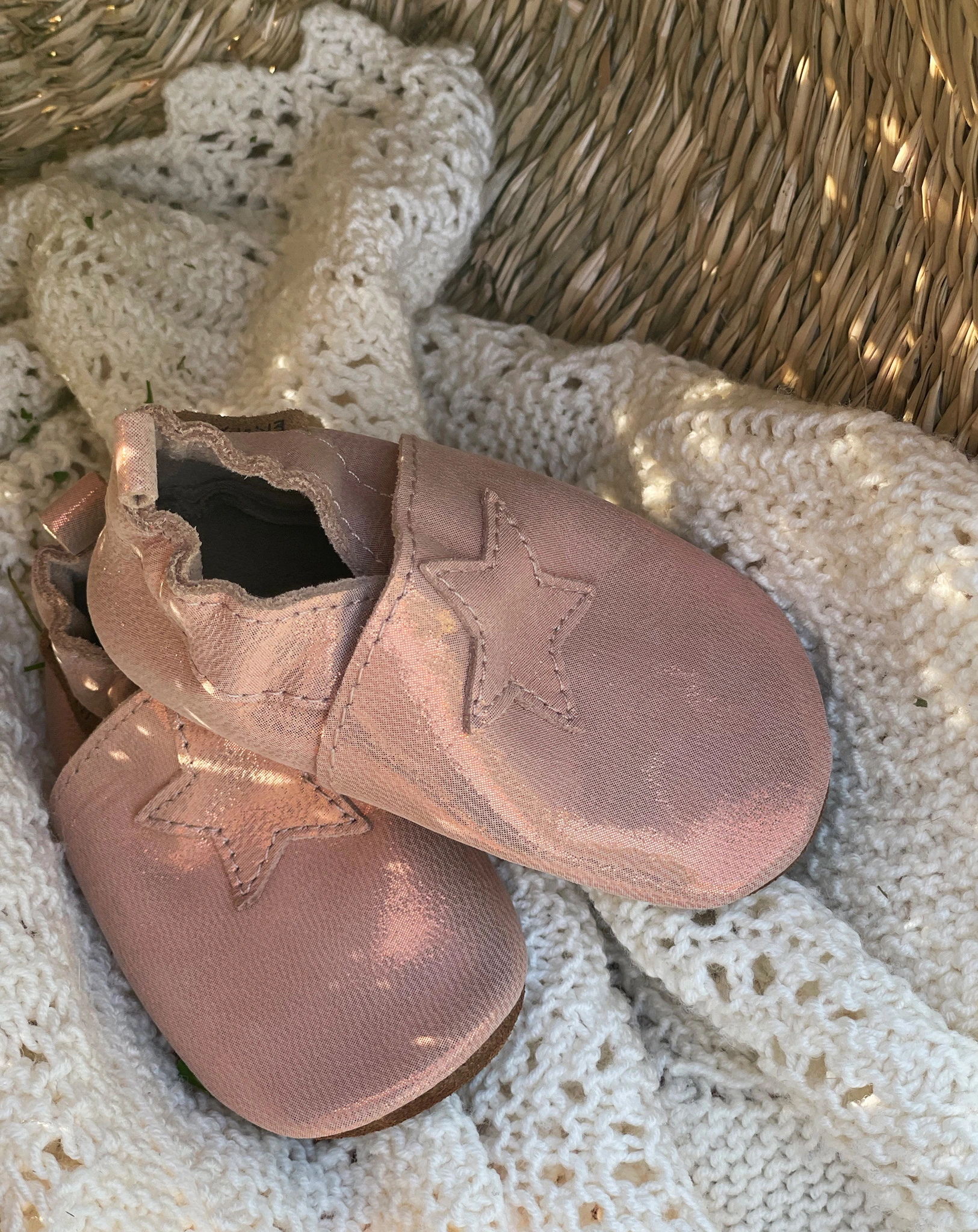 Krabbelschuhe STAR METALLIC in misty rose