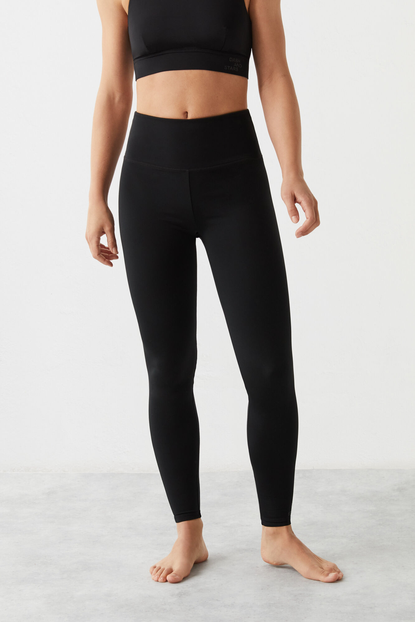 Legging comprida preta com toque de colágeno - preta
