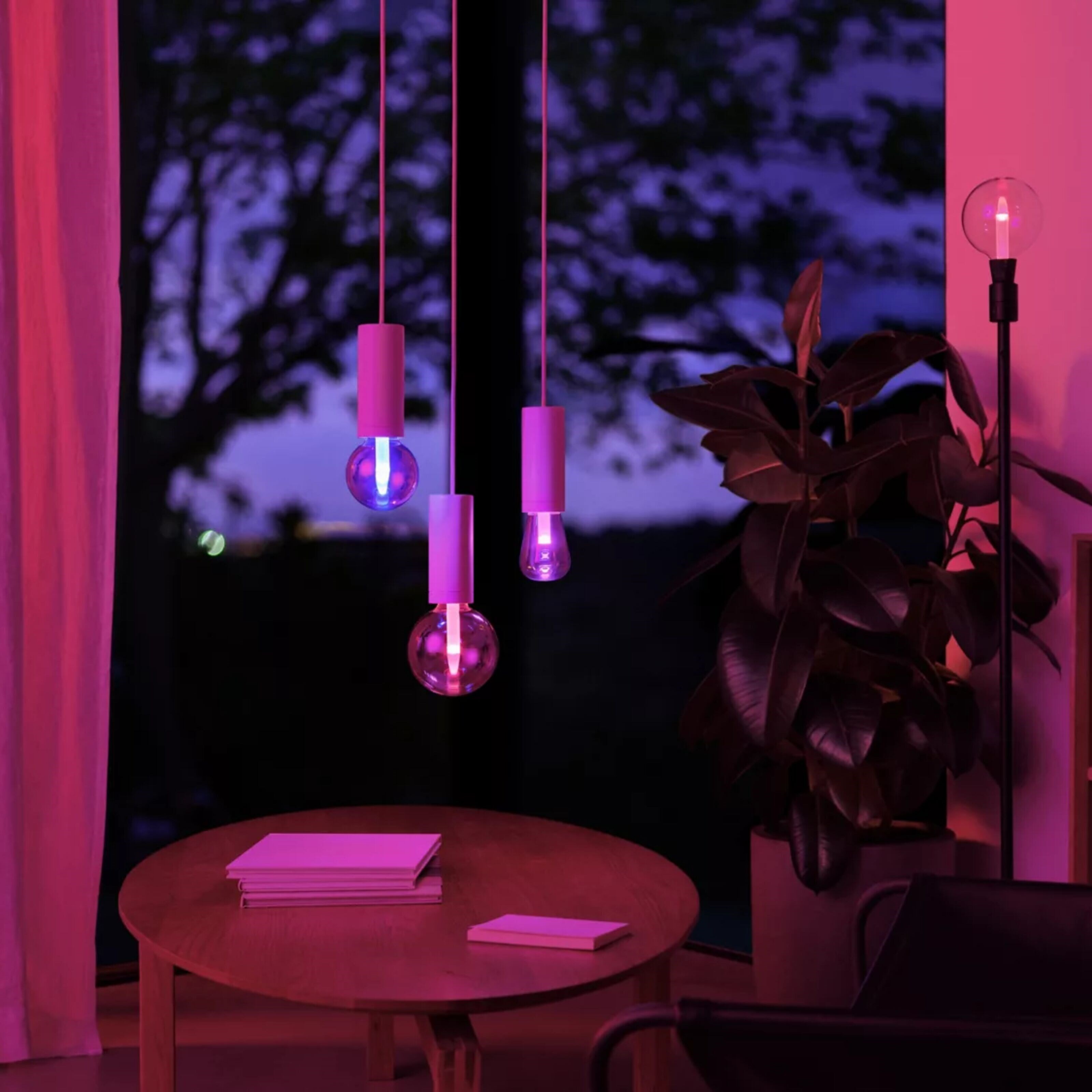 Philips Hue RGB G95 Smart LED-lampe E27 500 lm