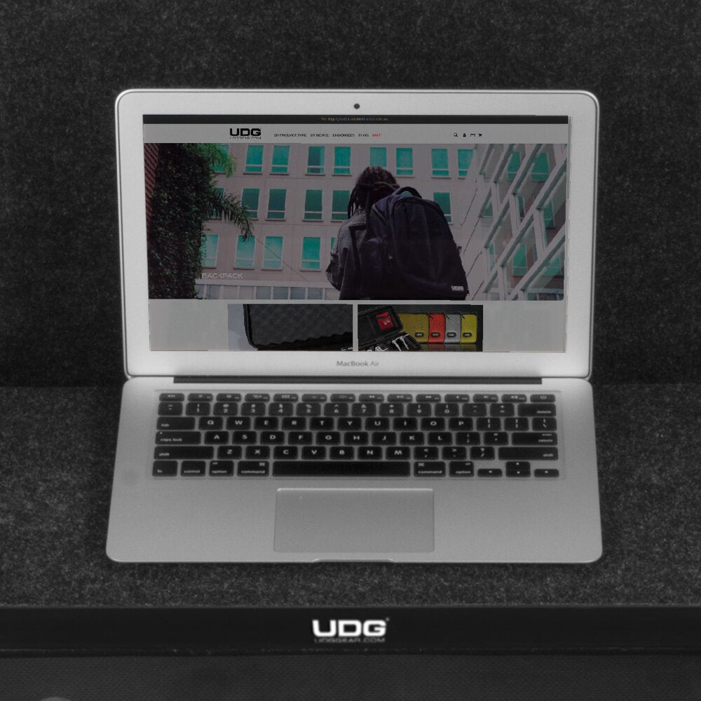 UDG Ultimate Flight Case Pioneer DJ XDJ-RX3 Black Plus hardcase met laptopplateau