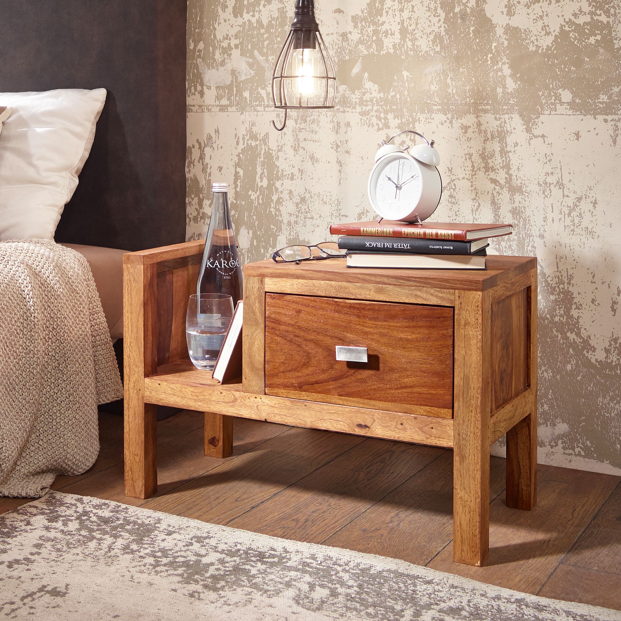 KADIMA DESIGN Robuste Sheesham Nachtkonsole, Landhaus-Optik, 60x40x30 cm - Mit Schublade & Ablage