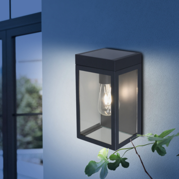 solar wandlamp Sevilla 400 lumen 3000K met dag/nacht sensor