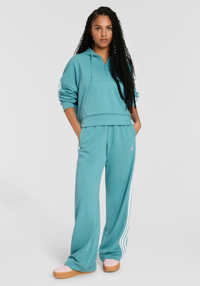 adidas Sportswear Sporthose »W 3S FT OH PT«  Reguläre Passform, aus weichem French Terry