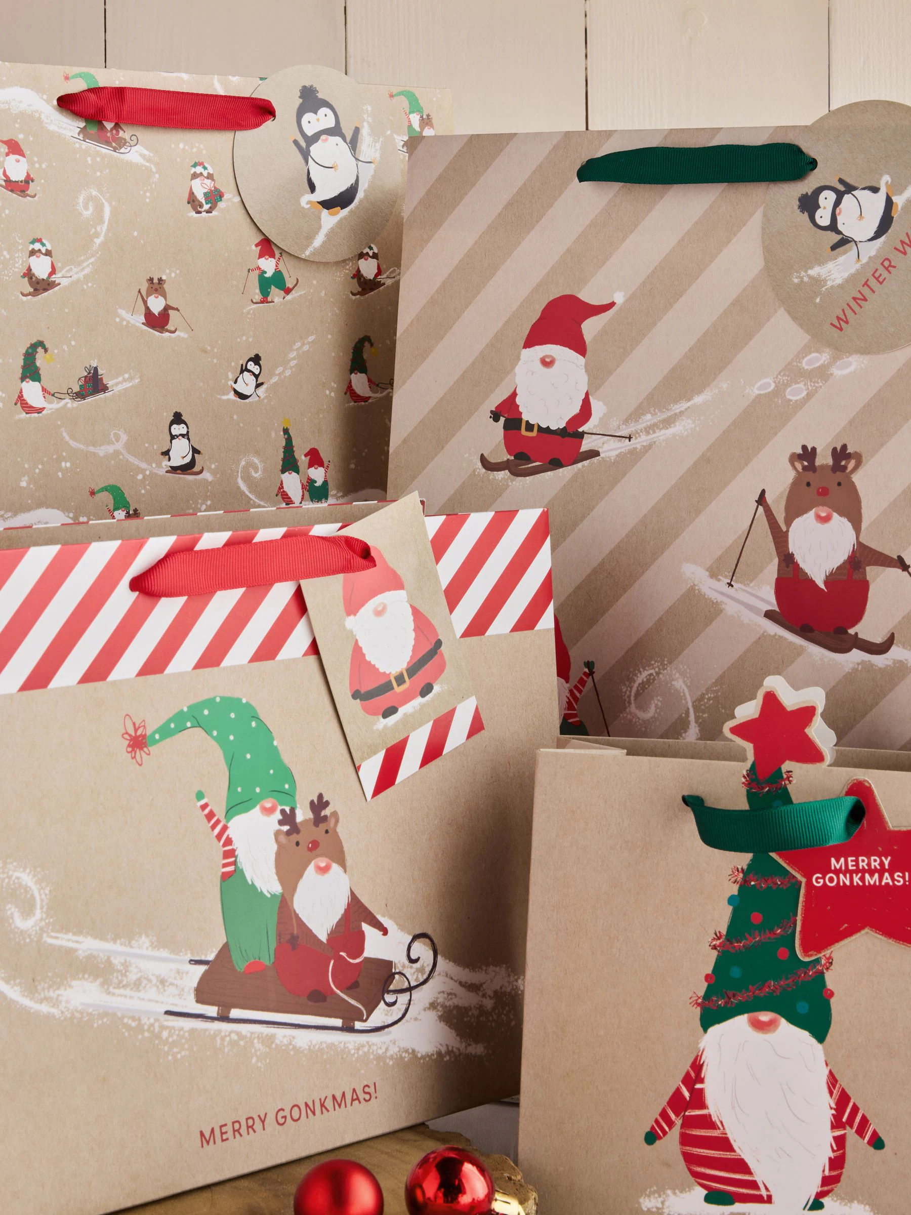 Cadeautassen met kerstmis-print