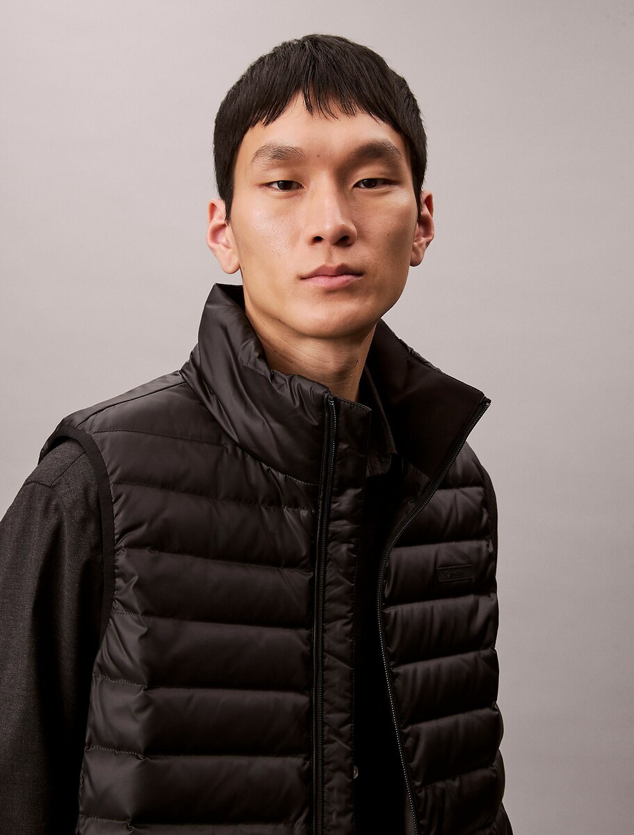 CALVIN KLEIN<br>Colete
