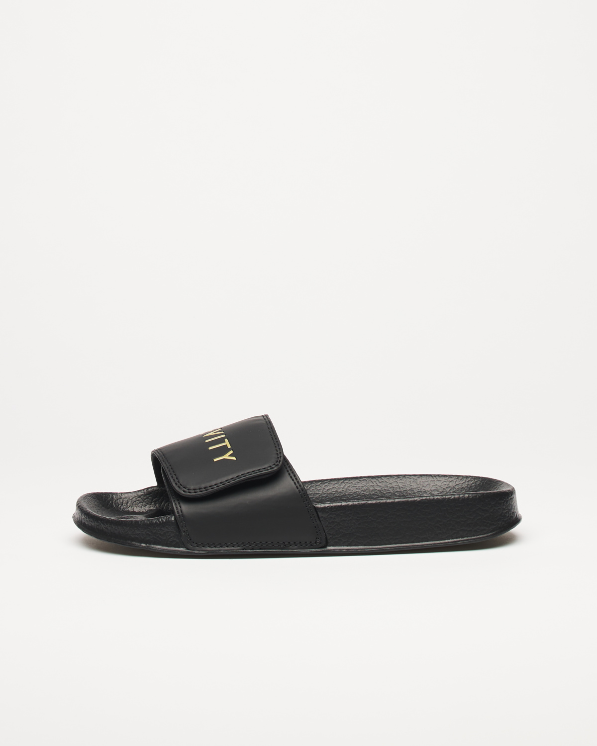 LEVITY Slip-On Sandals Black