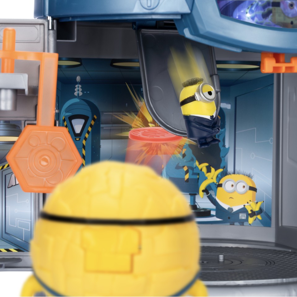 DESPICABLE ME 4 - Mega Minions Transformationskammer Legesæt