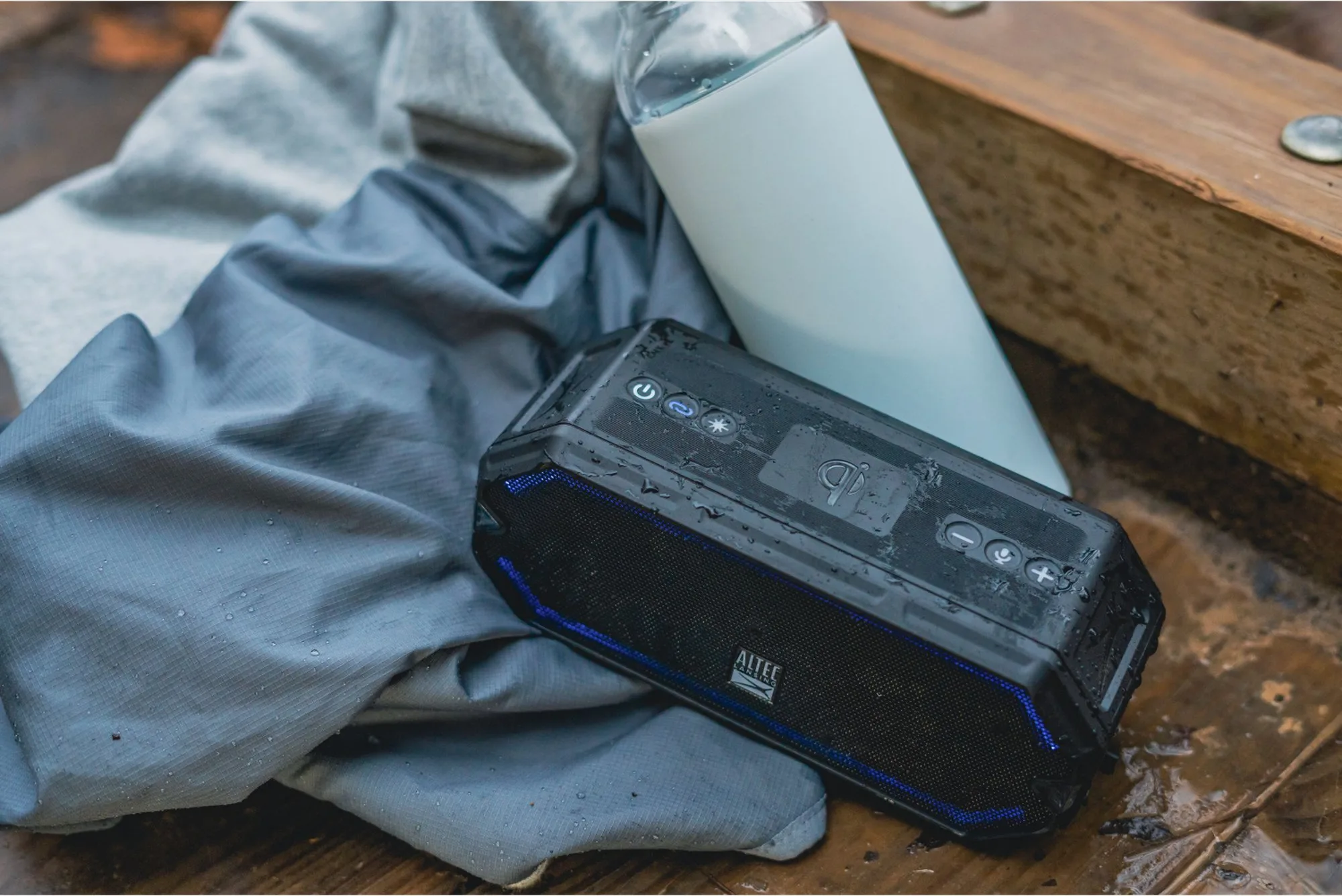Altec Lansing HydraBlast Enceintes Bluetooth portables