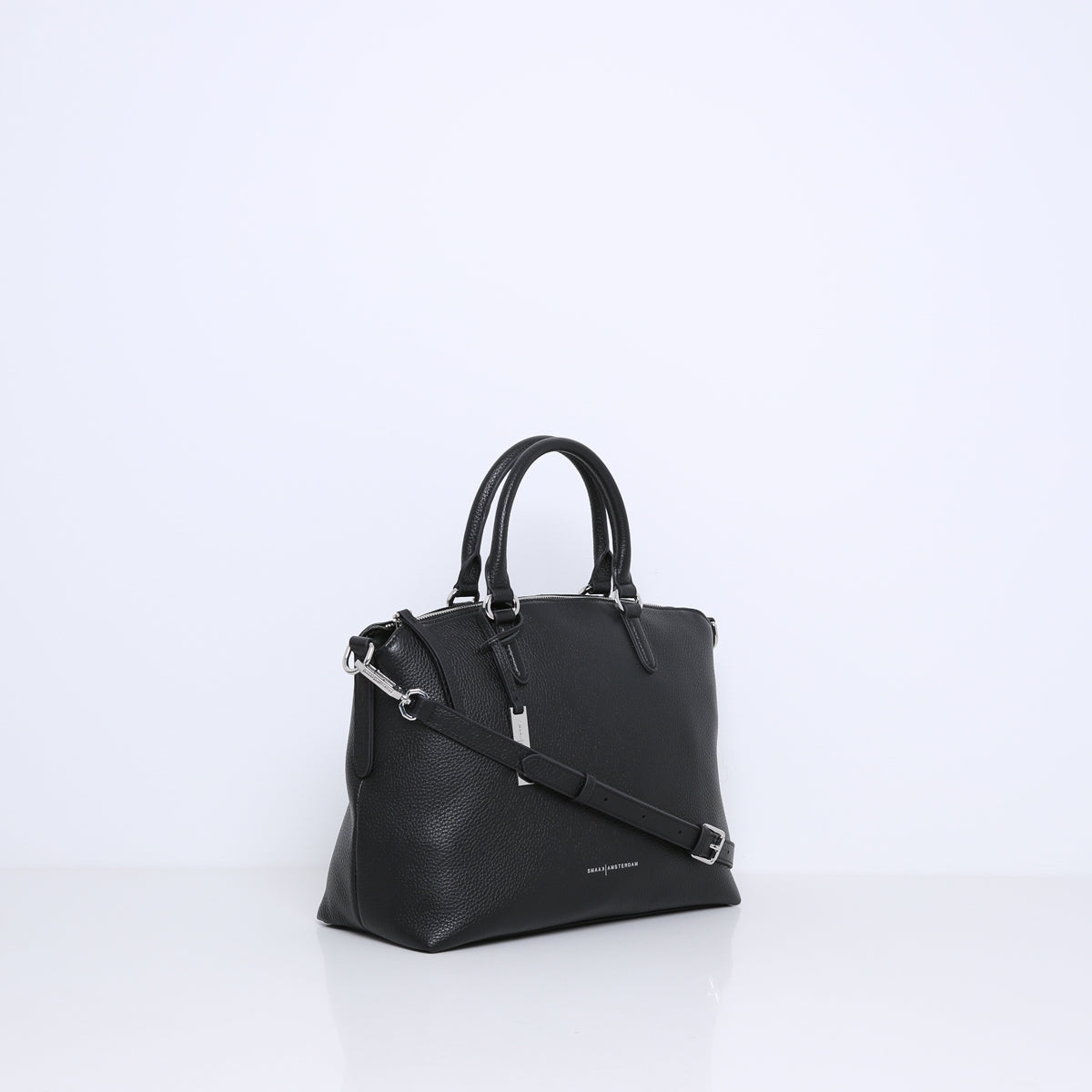 METTE | BLACK