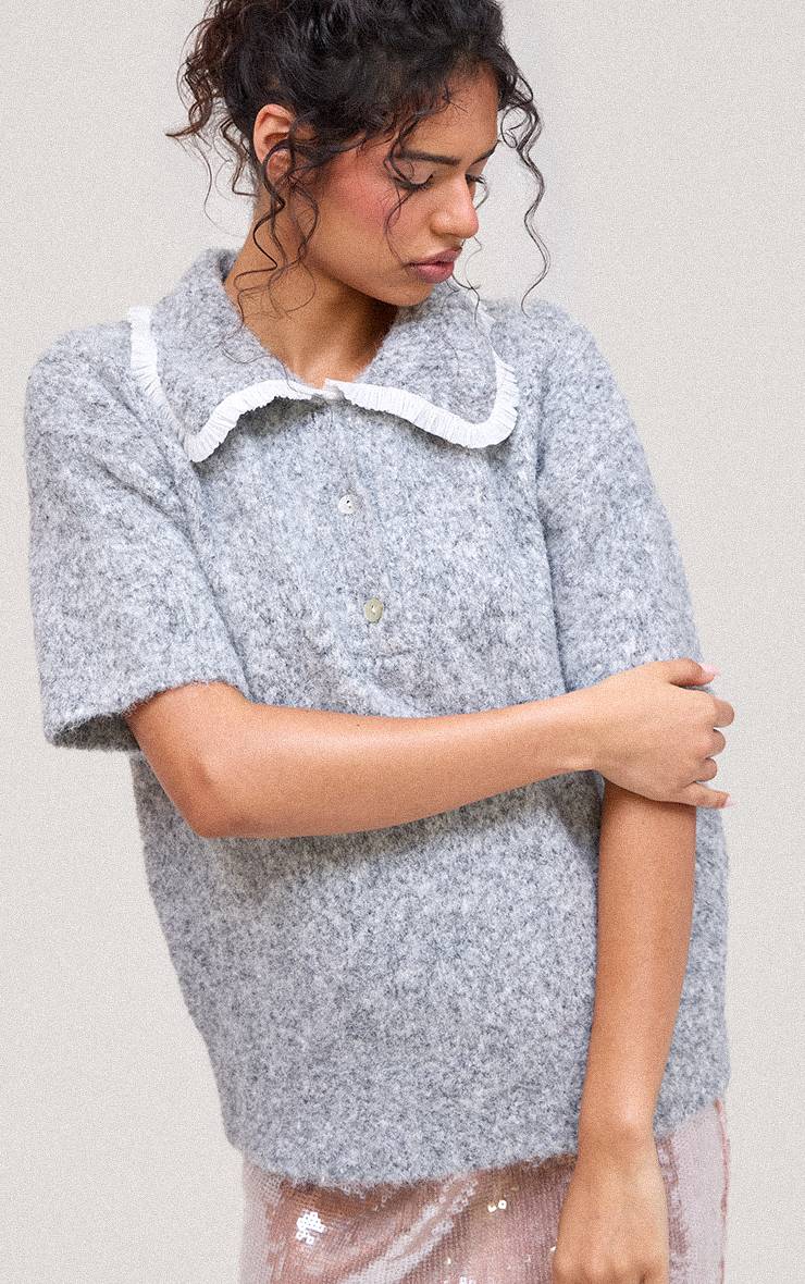 Gris Polo Tricoté En Mélange De Laine Avec Détail Festonné