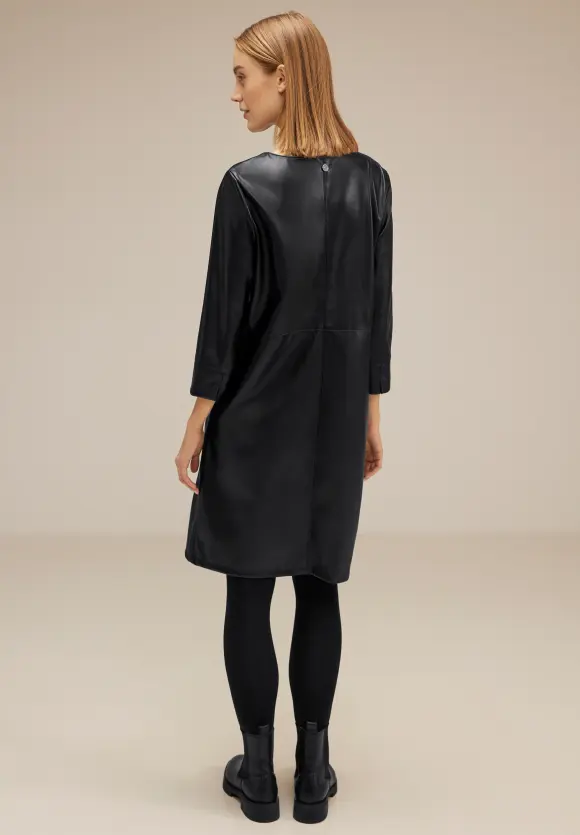 Kleid in Lederoptik - Black