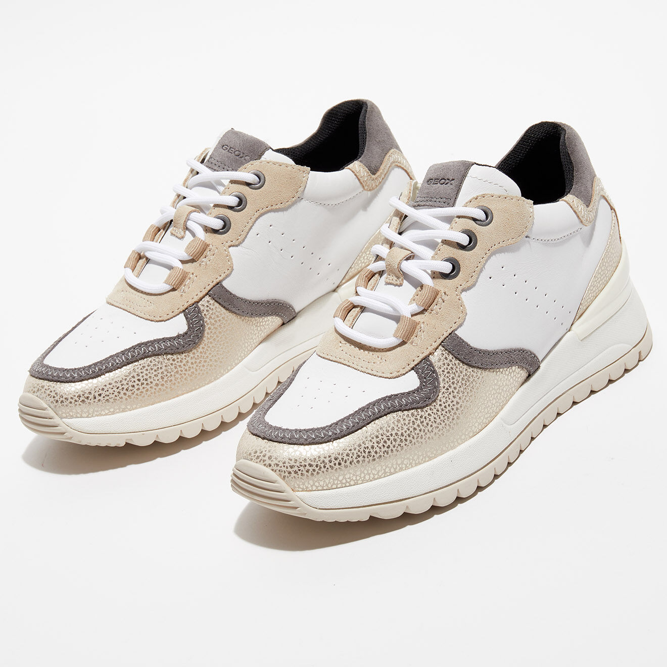 Geox Baskets en Cuir running Desya blanc/rose