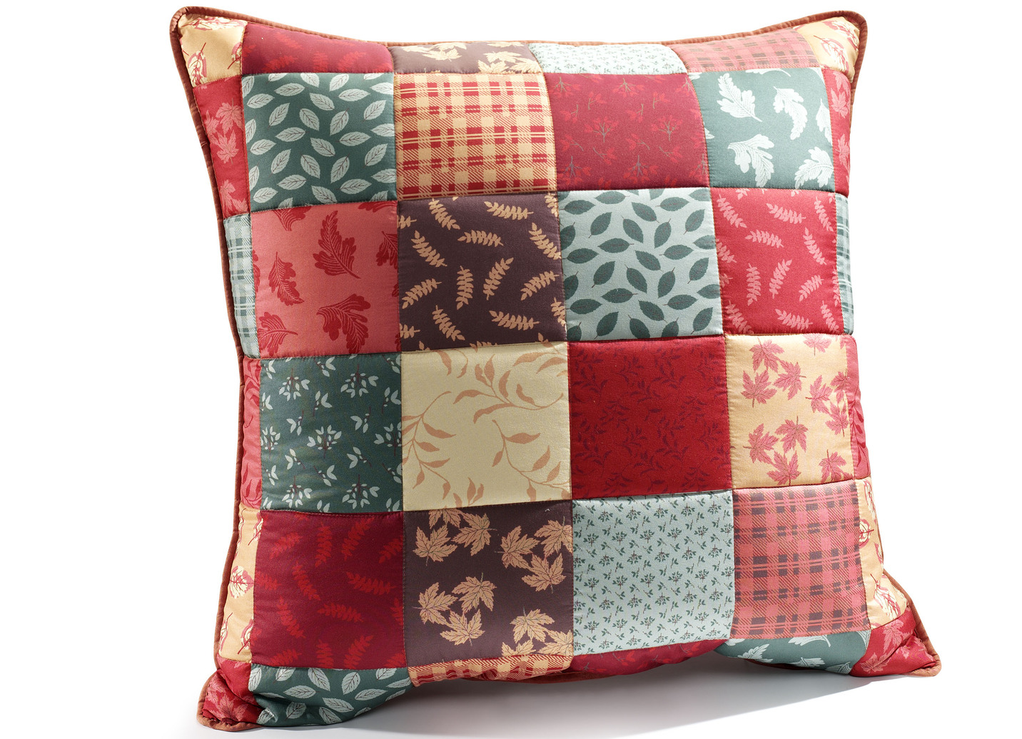 Tagesdecke und Kissenbezüge in Patchwork-Optik