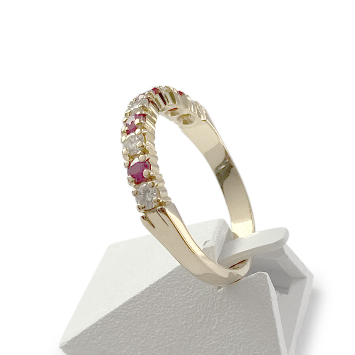 Bague d'occasion or 750 jaune diamants rubis
