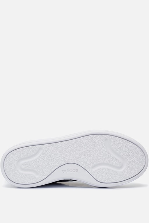 Adidas Courtblock Sneakers wit Imitatieleer