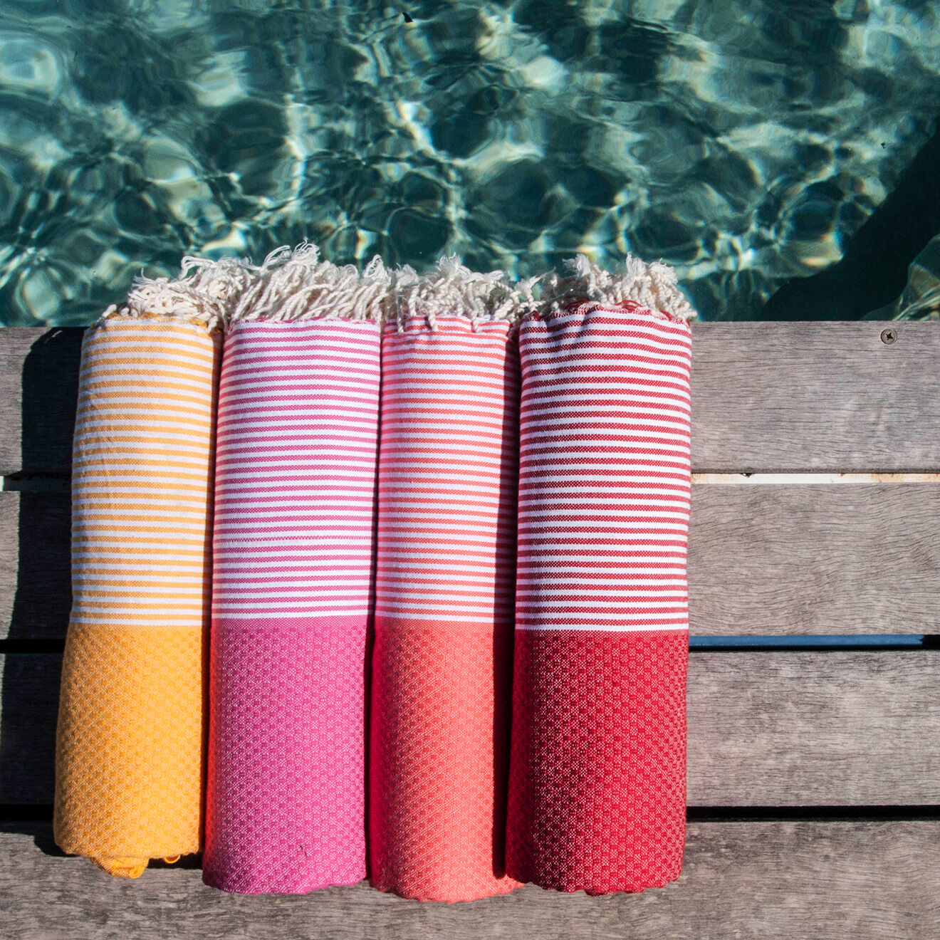 Febronie Fouta Nid d'Abeille Ibiza rayures fines jaune safran - 100x200 cm