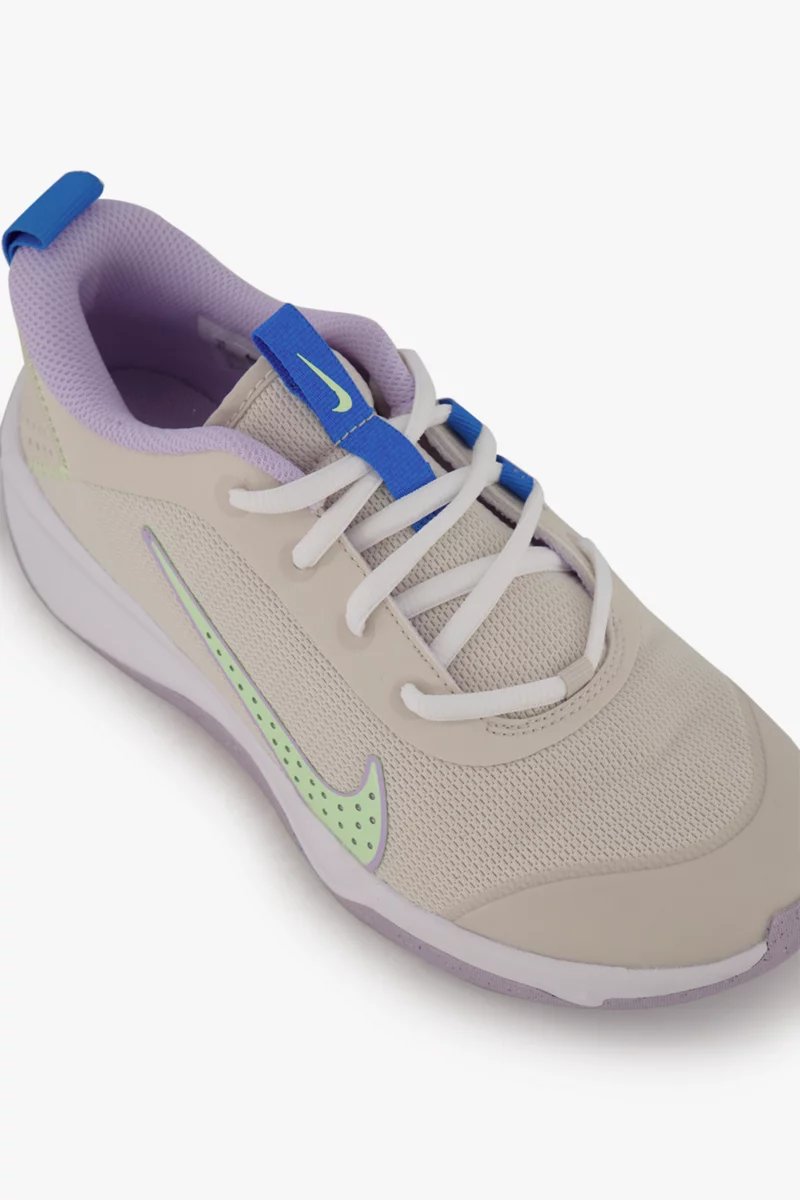 Nike Omni Multi-Court Kinder Sneaker