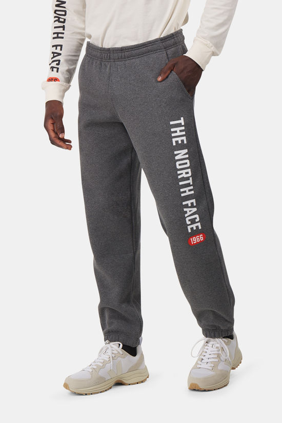 The North Face The North Face Varsity Graphic Joggingsbroek